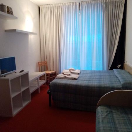 Comodo Alloggio Con Accesso Diretto Alle Piste 圣卡特琳娜瓦尔夫 外观 照片