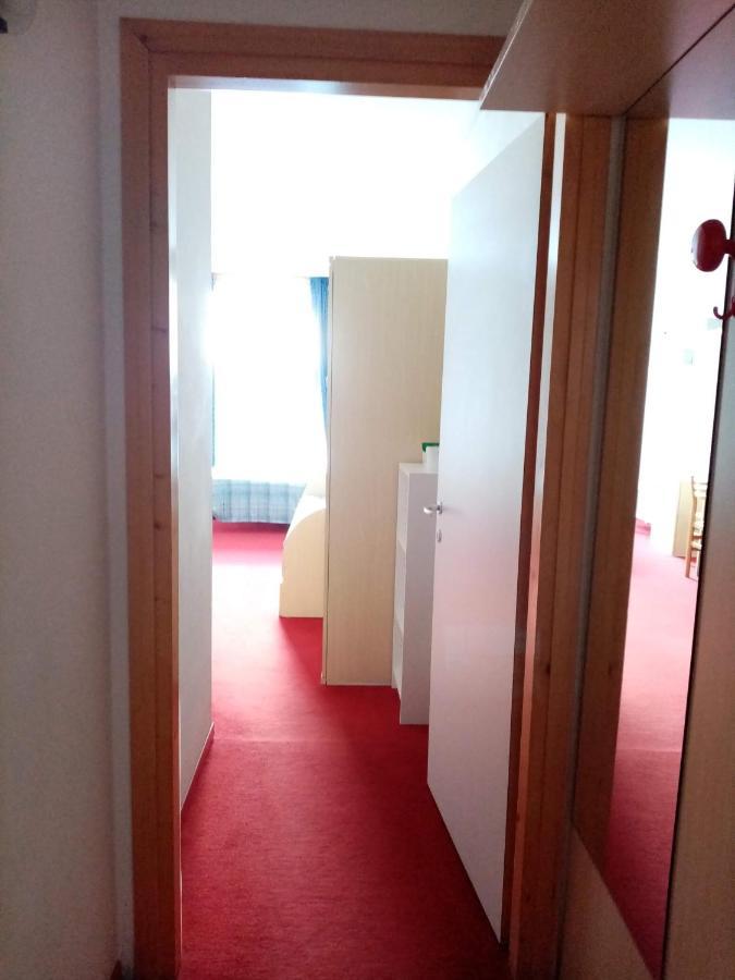 Comodo Alloggio Con Accesso Diretto Alle Piste 圣卡特琳娜瓦尔夫 外观 照片