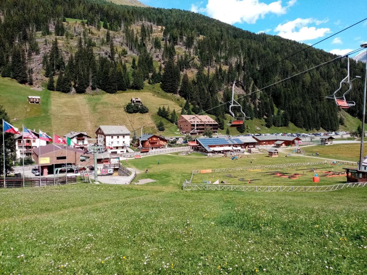 Comodo Alloggio Con Accesso Diretto Alle Piste 圣卡特琳娜瓦尔夫 外观 照片