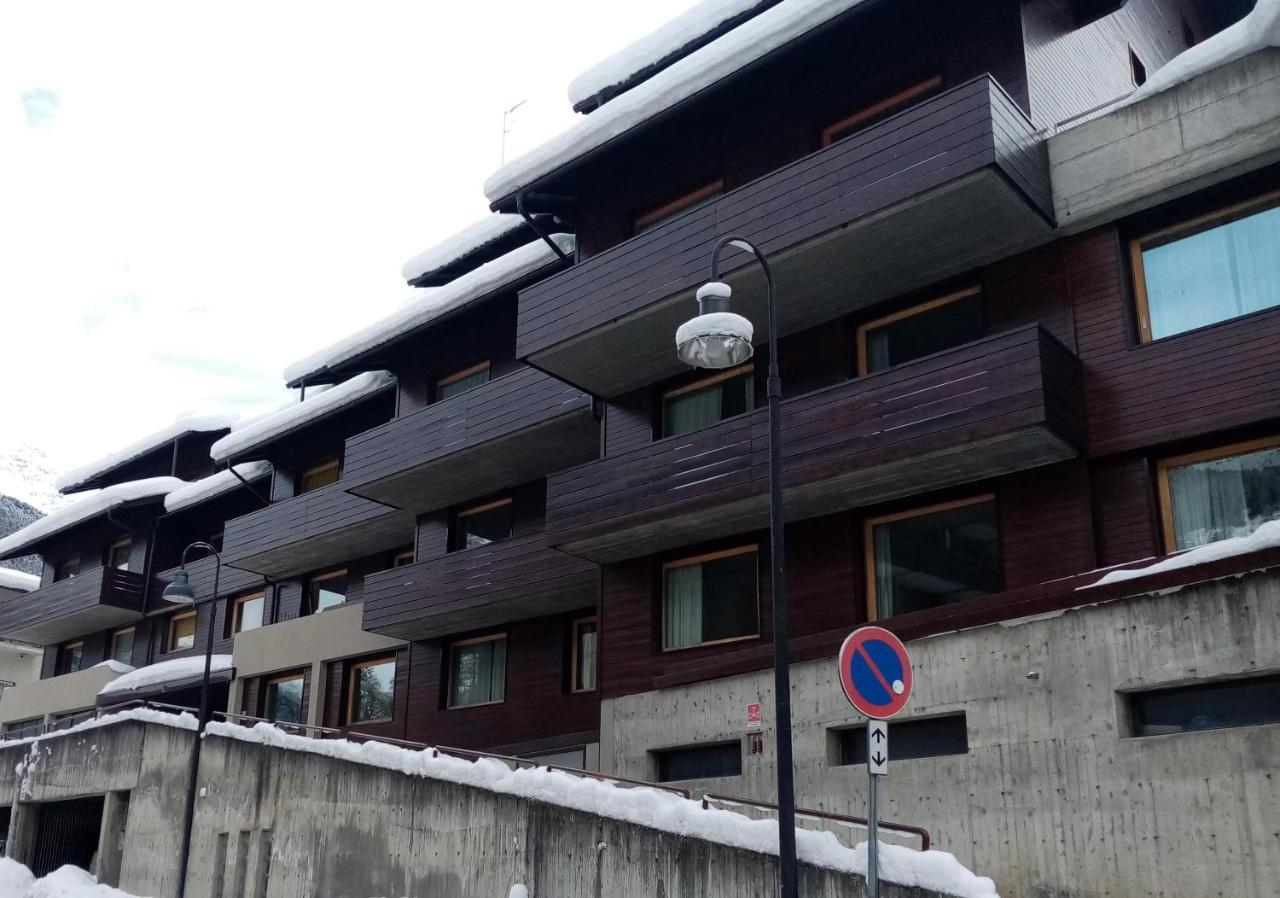 Comodo Alloggio Con Accesso Diretto Alle Piste 圣卡特琳娜瓦尔夫 外观 照片