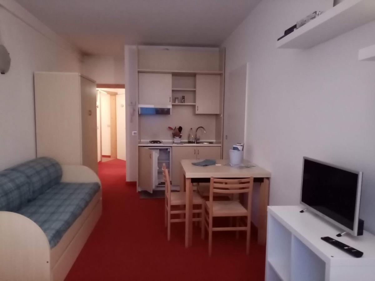 Comodo Alloggio Con Accesso Diretto Alle Piste 圣卡特琳娜瓦尔夫 外观 照片